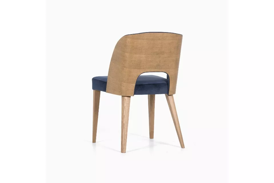 MARIEN & MARIEN PLUS CHAIR image