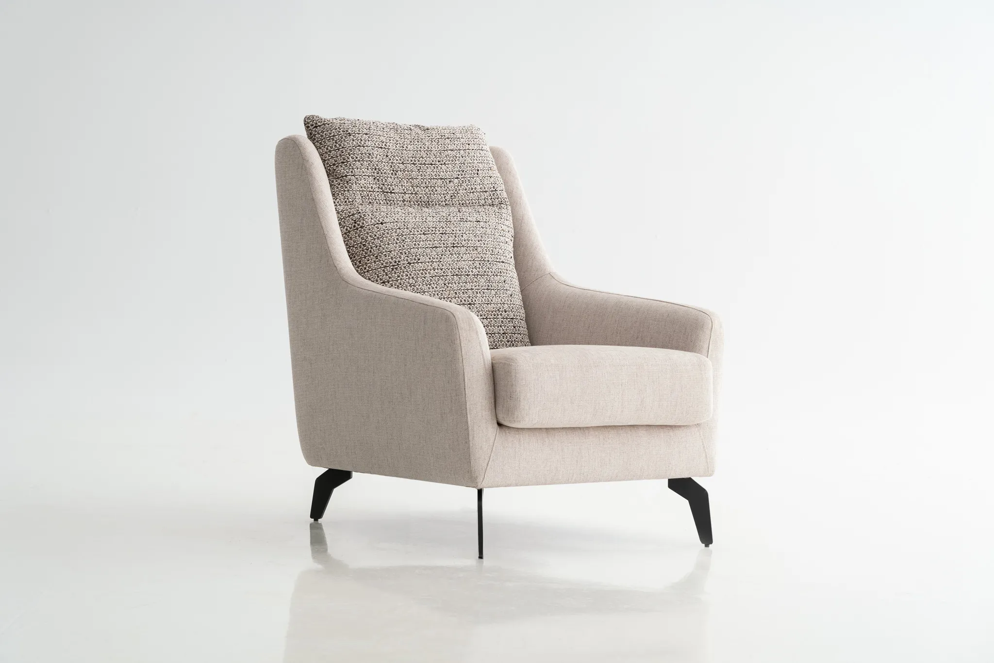 ELTON ARMCHAIR image
